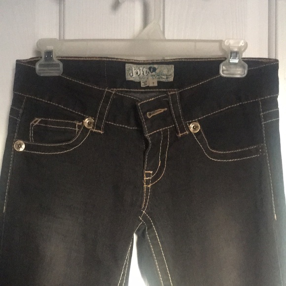 Jeans - Picture 2 of 5